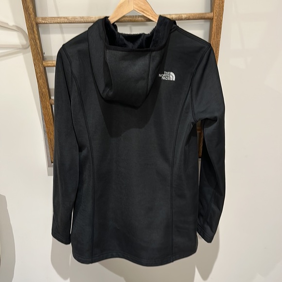 The North Face fleece jacket size medium - Picture 3 of 3